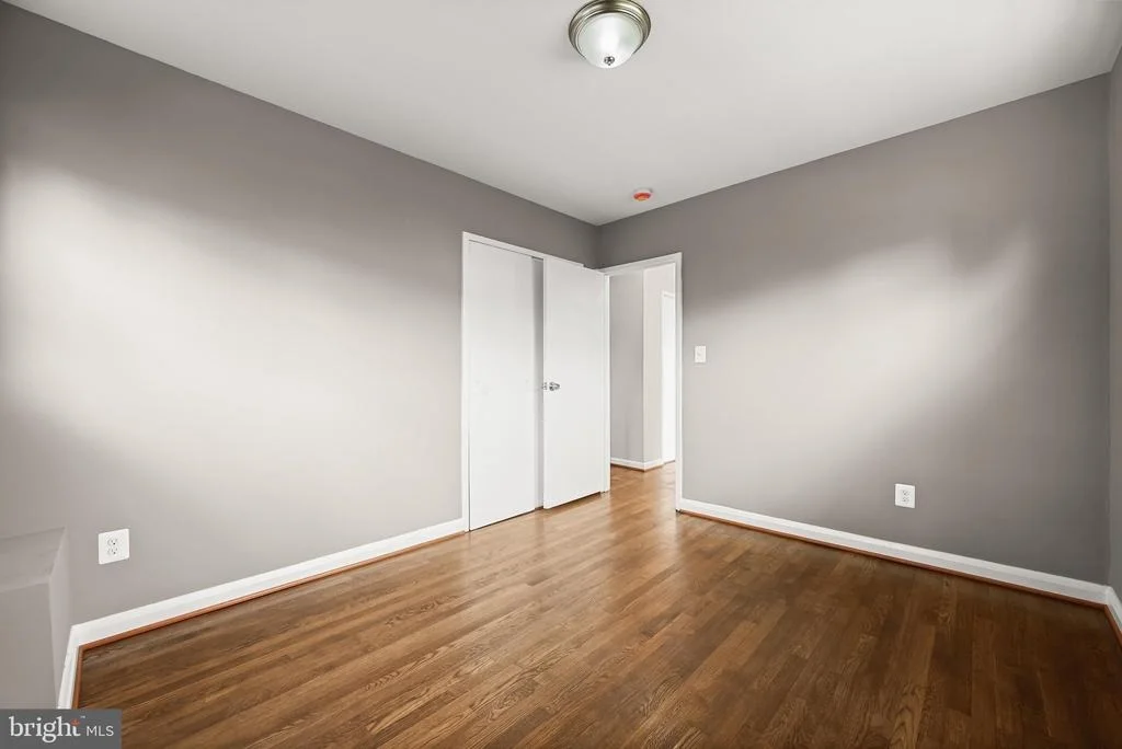 Photo of 6035 MOOREHEAD ROAD