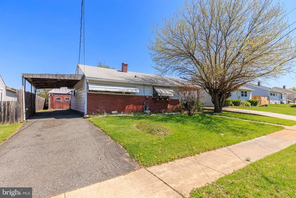 Photo of 2405 BRUNSWICK ROAD