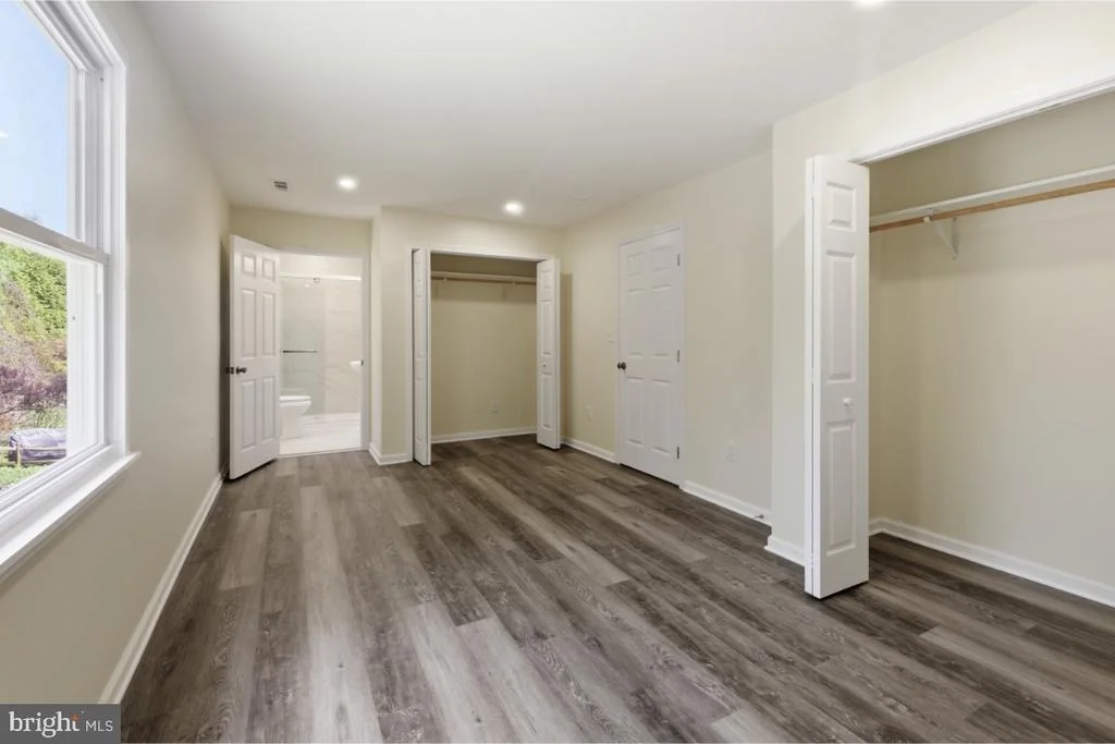 Photo of 24823 CUTSAIL DRIVE