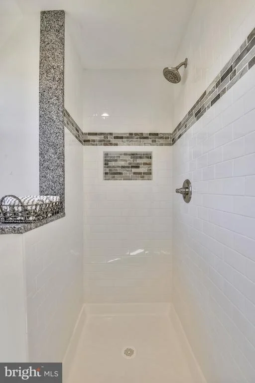 Photo of 8062 TELEGRAPH ROAD