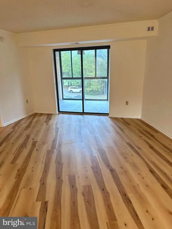 Photo of Unit 1226 at 15101 INTERLACHEN DRIVE