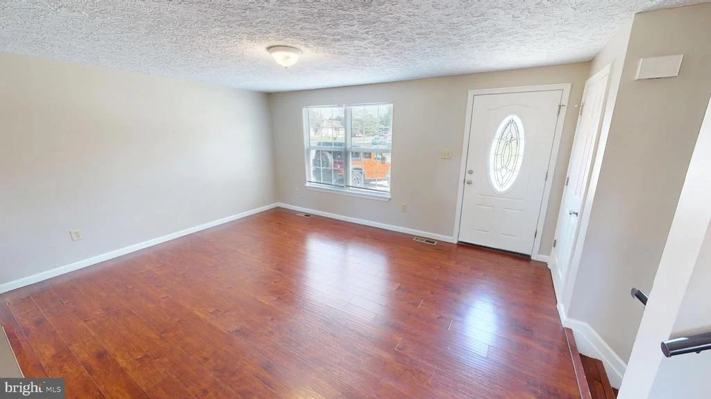 Photo of 1180 BANNISTER CIRCLE
