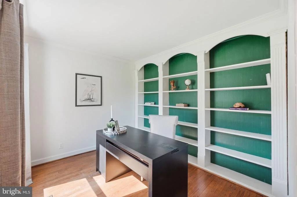 Photo of 4 WALL