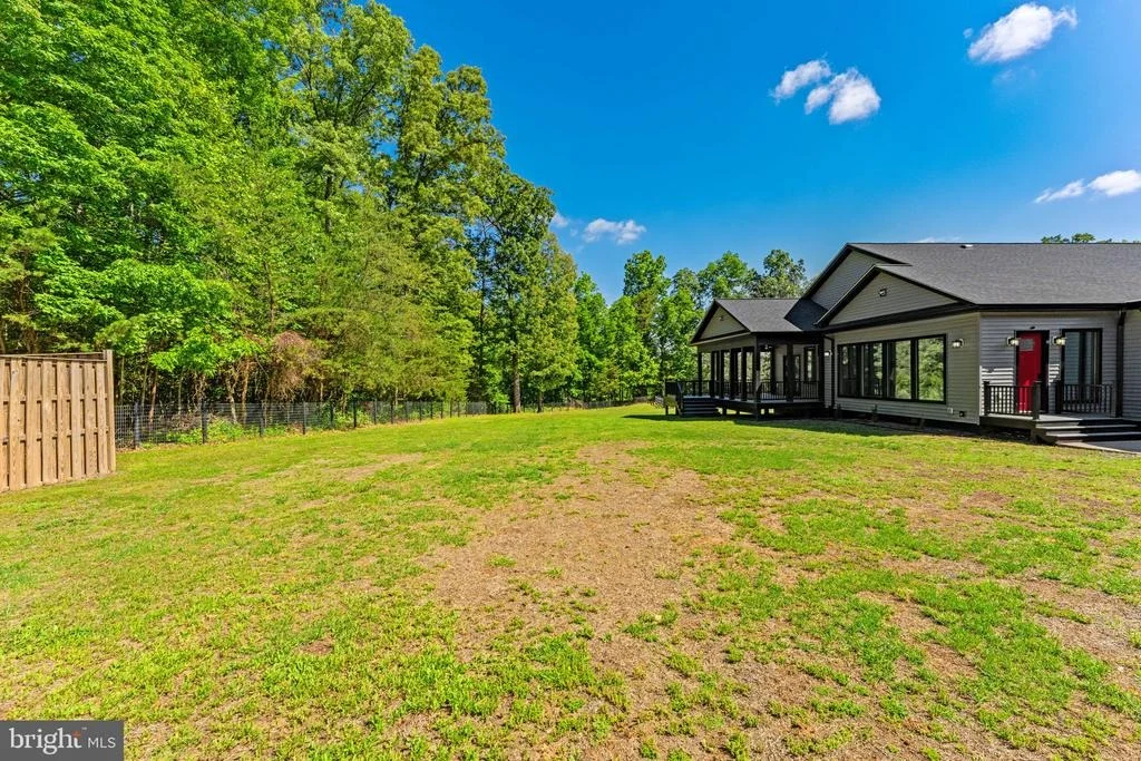 Photo of 11597 YEATS DRIVE