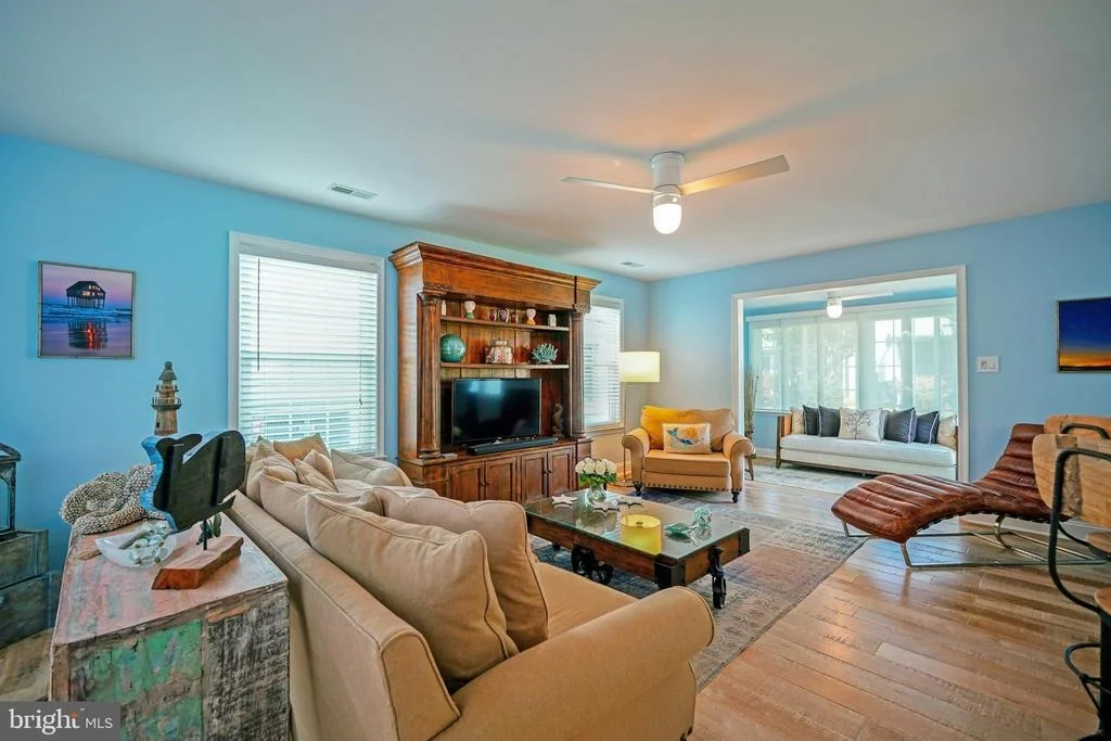 Photo of 8 CAROLINE LANE
