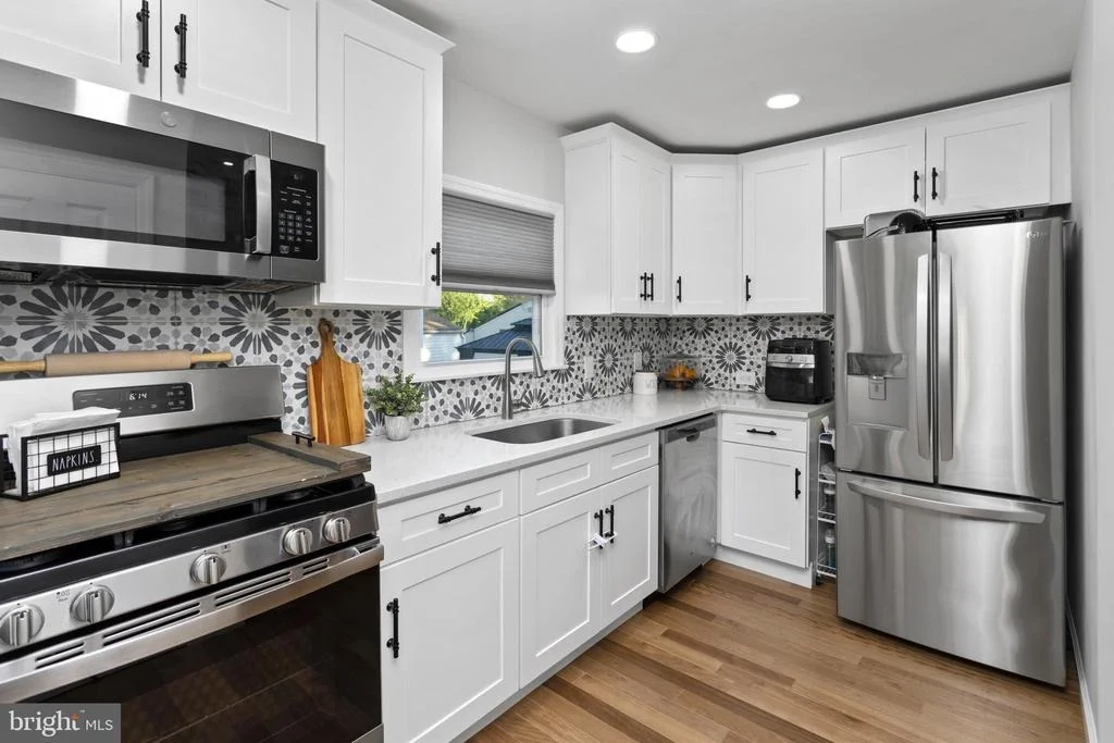 Photo of 4 LAKEVIEW DRIVE