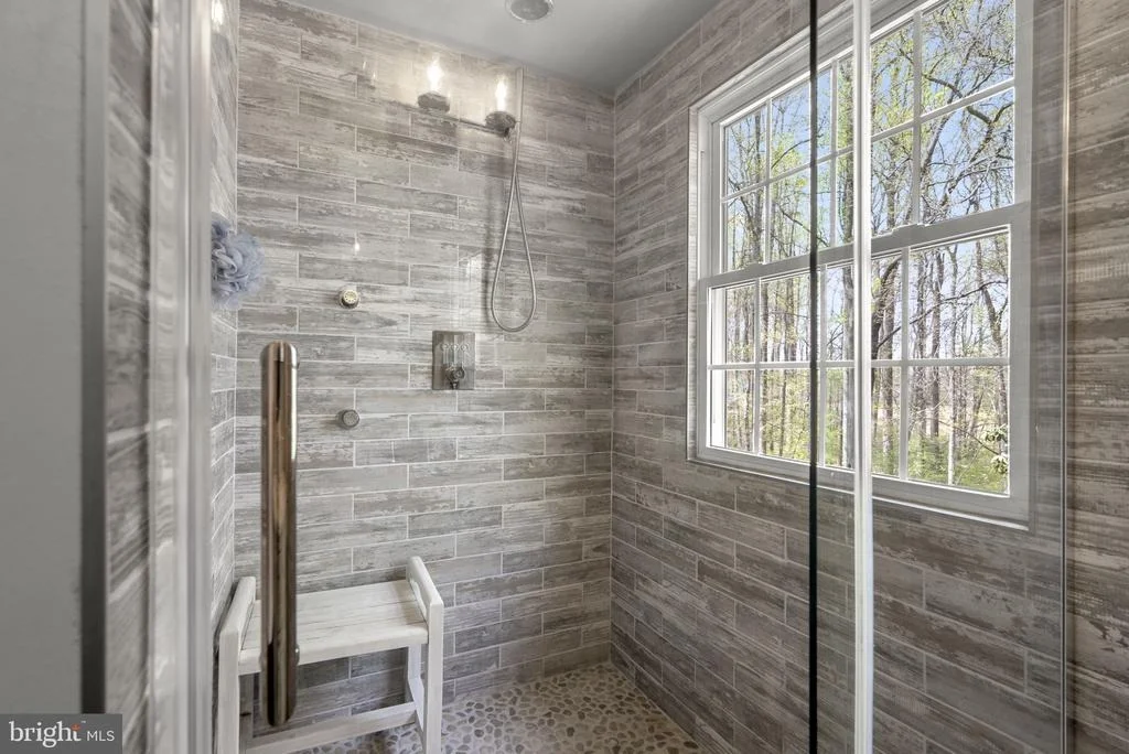 Photo of 1210 ASHTON ROAD
