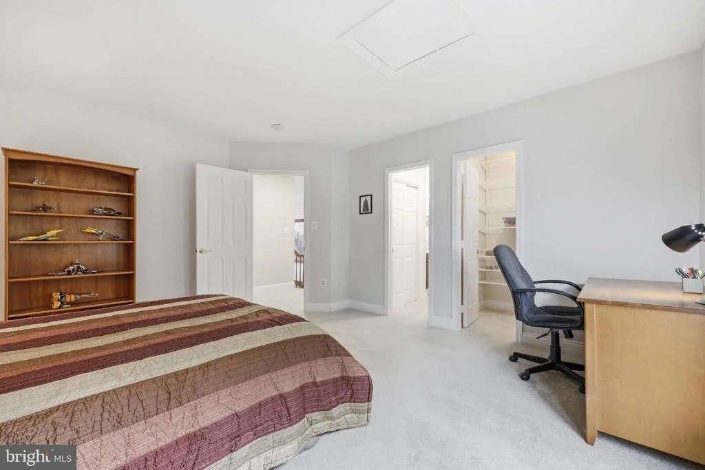 Photo of 5019 TOTHILL