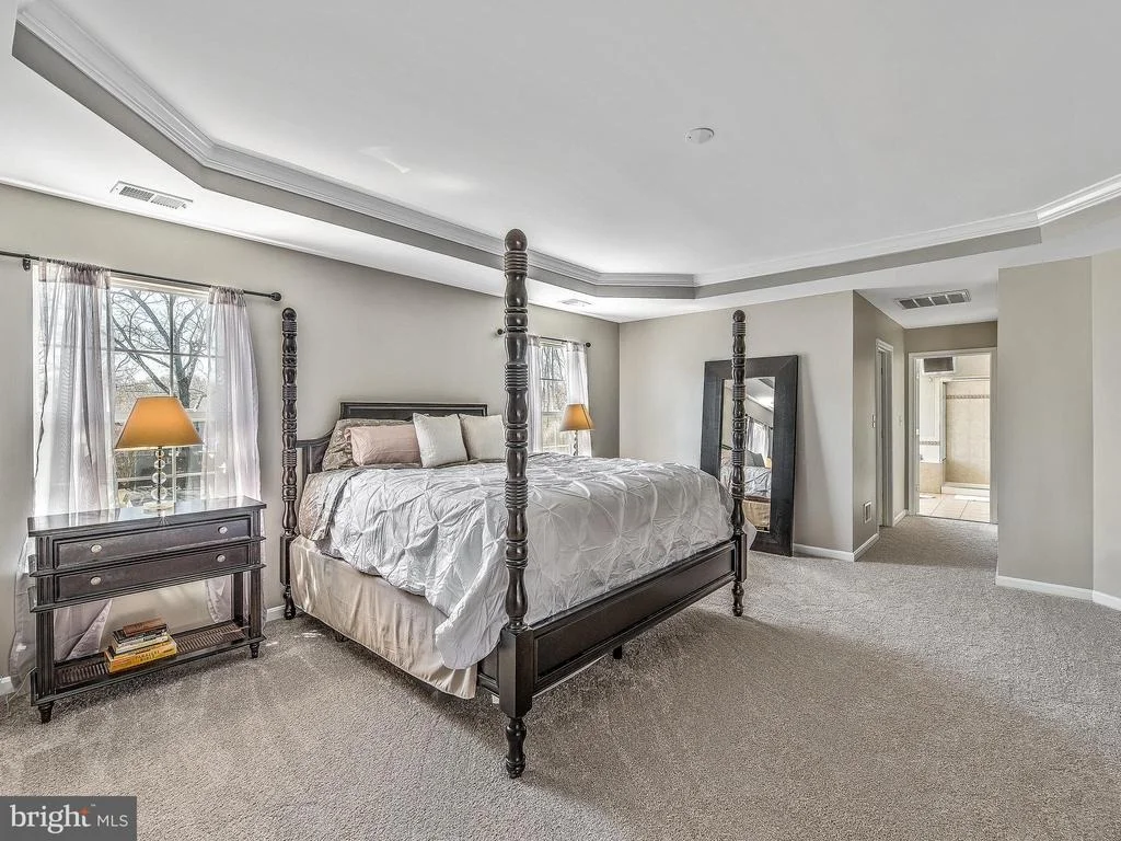 Photo of 6122 CLEMENTS LANE