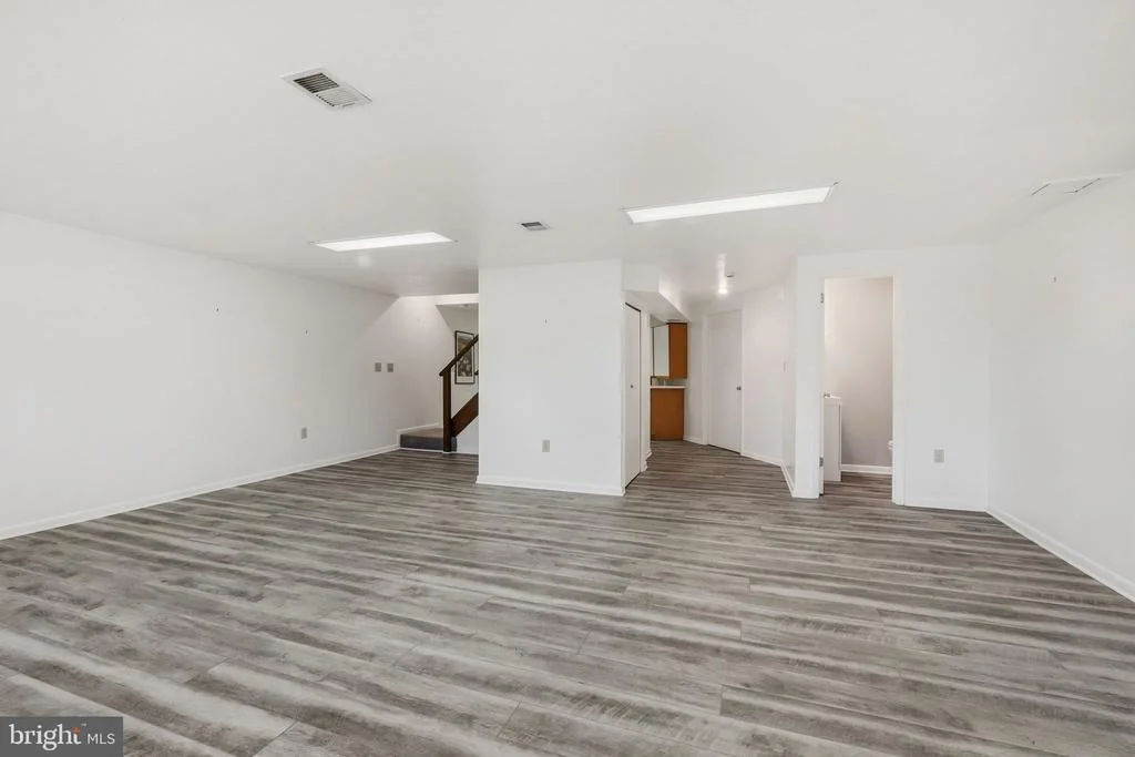 Photo of 1429 LONGHILL DRIVE