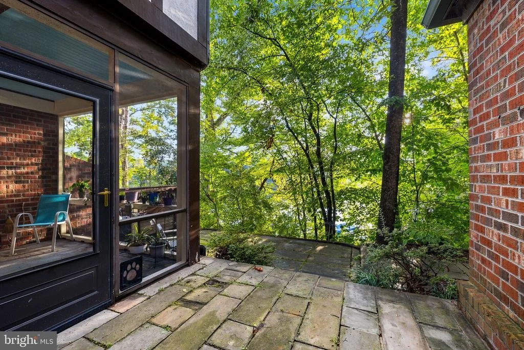 Photo of 2490 TREE HOUSE DRIVE
