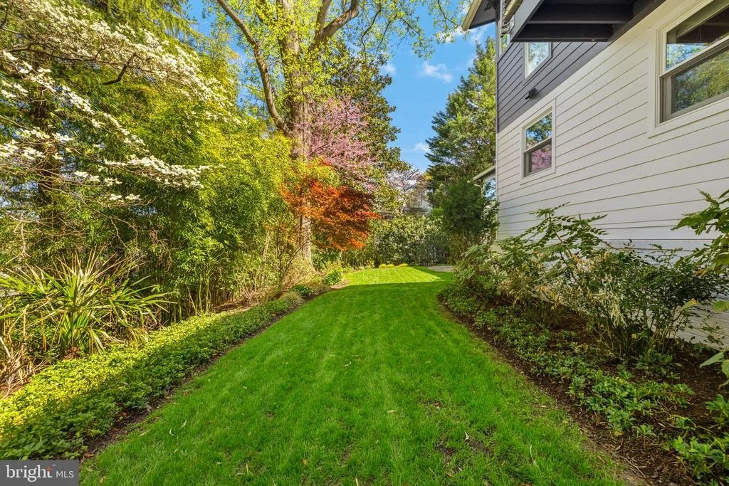 Photo of 6226 NELWAY DRIVE