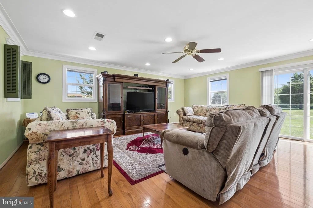 Photo of 14917 COMPTON ROAD