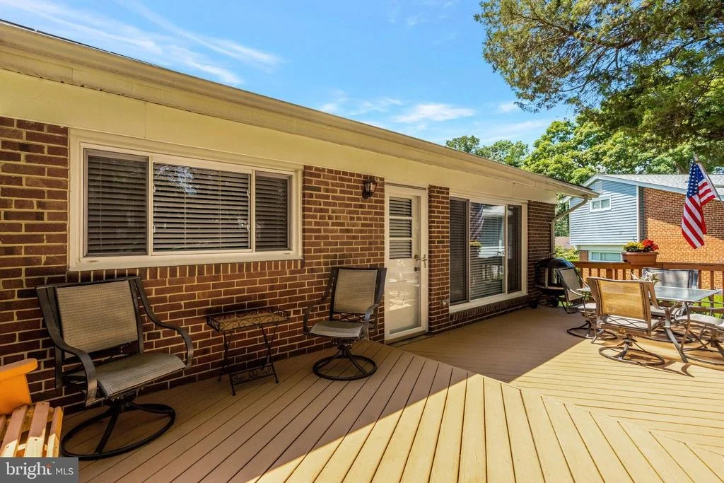 Photo of 10318 FOREST AVENUE