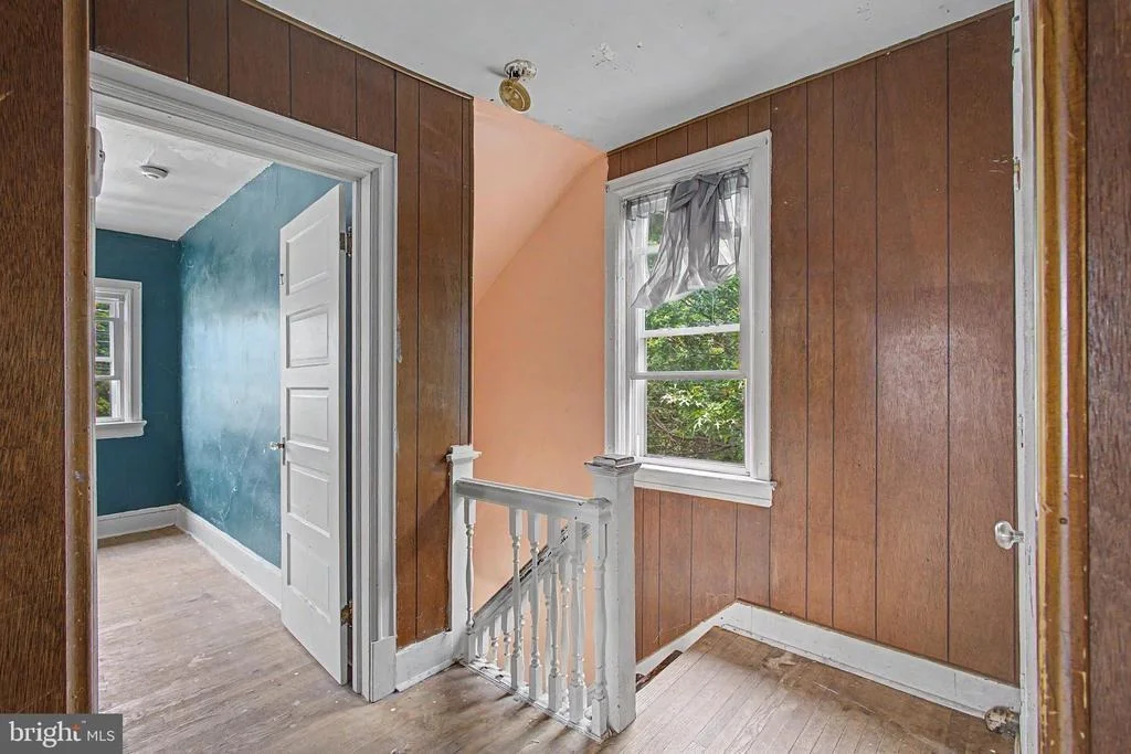 Photo of 93 LOCUST AVENUE