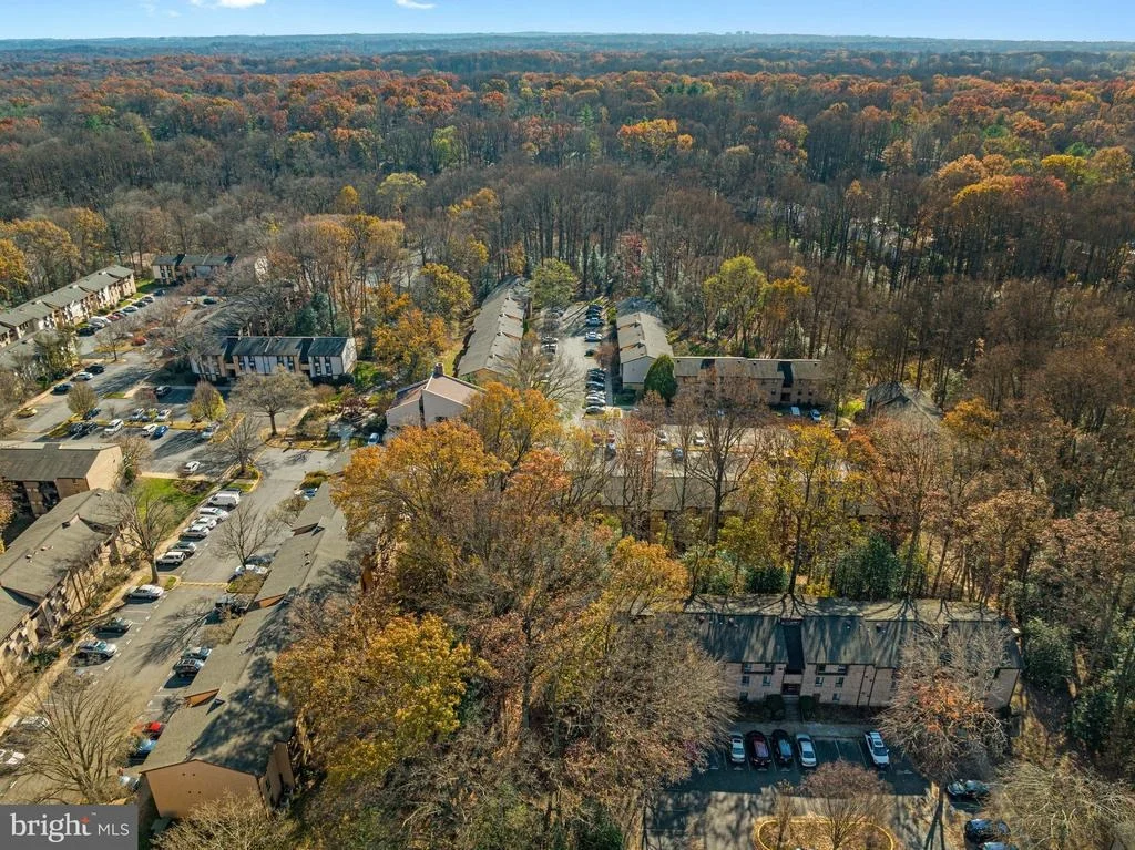 Photo of Unit 901B at 11650 STONEVIEW SQUARE
