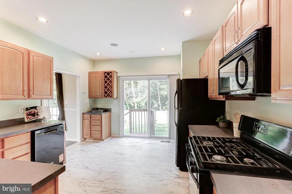 Photo of 409 INDIA DRIVE