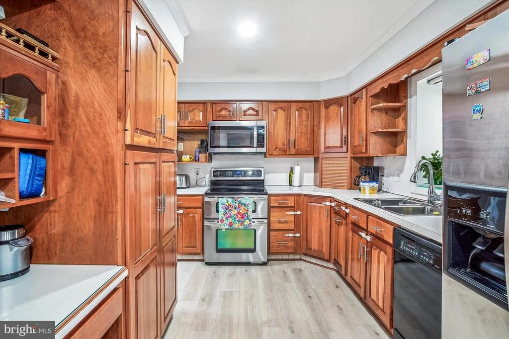 Photo of 702 MIDWAY DRIVE