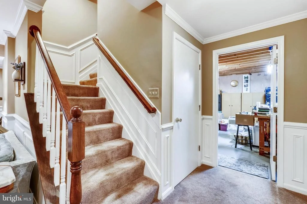 Photo of 9905 MAINSAIL DRIVE