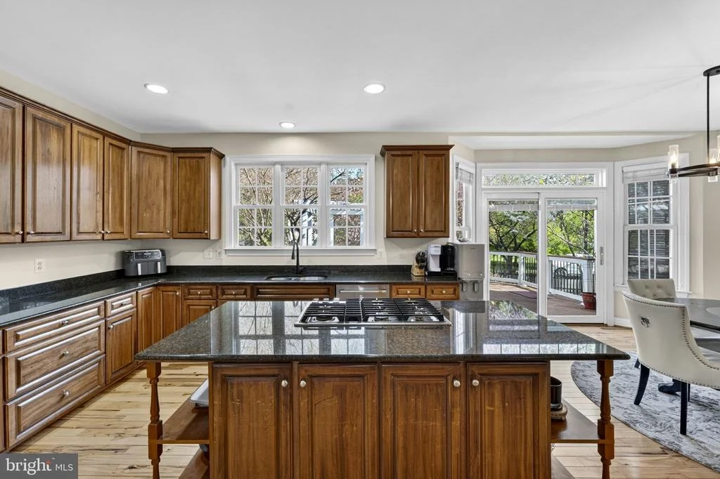 Photo of 42758 GLENSIDE DRIVE