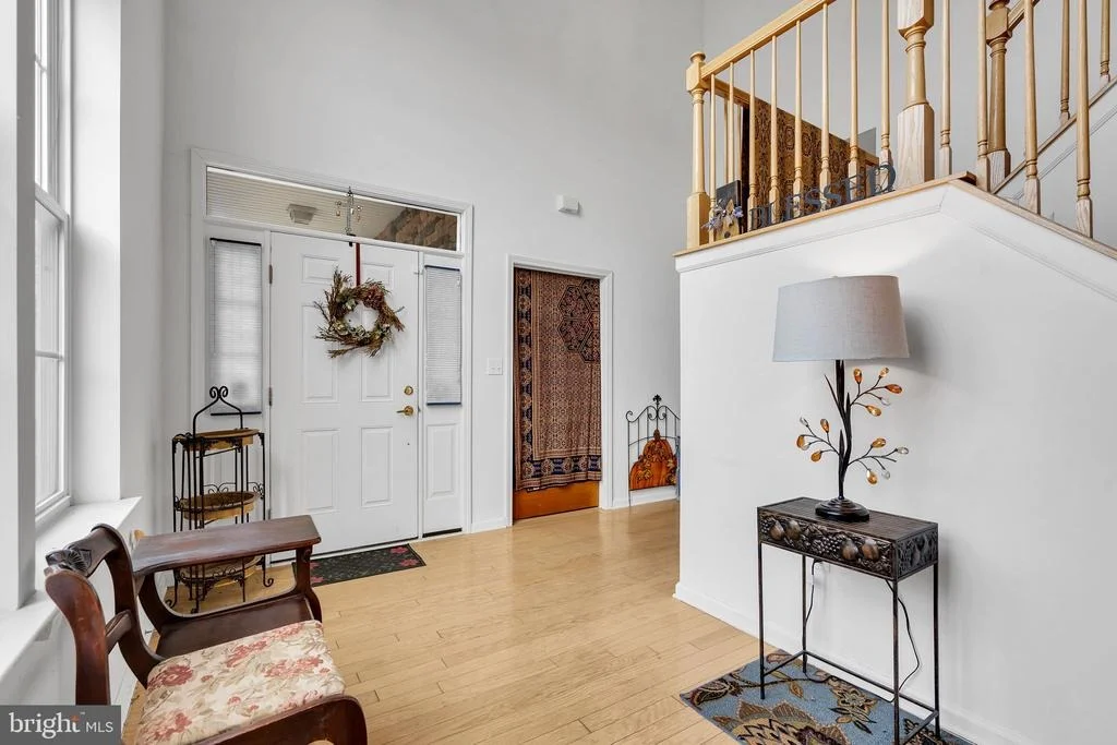 Photo of 121 GOLF VIEW DRIVE