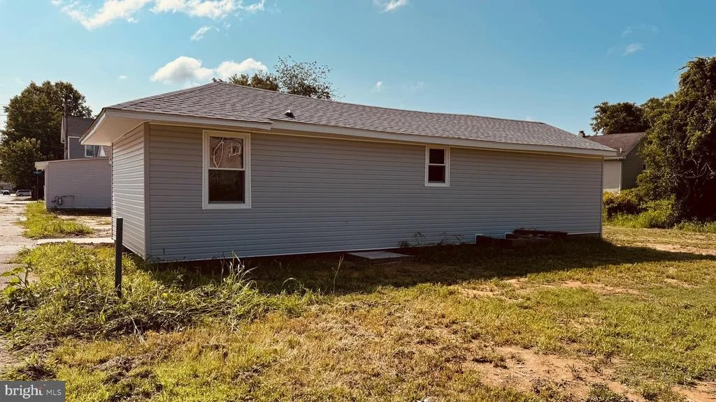 Photo of 64 WALNUT STREET