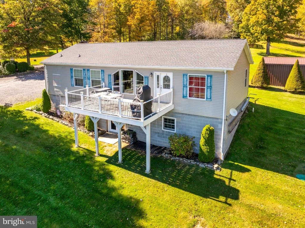 Photo of 111 HIGH VIEW ROAD