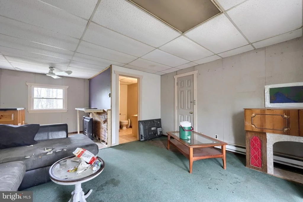 Photo of 171 FOX HOLLOW ROAD