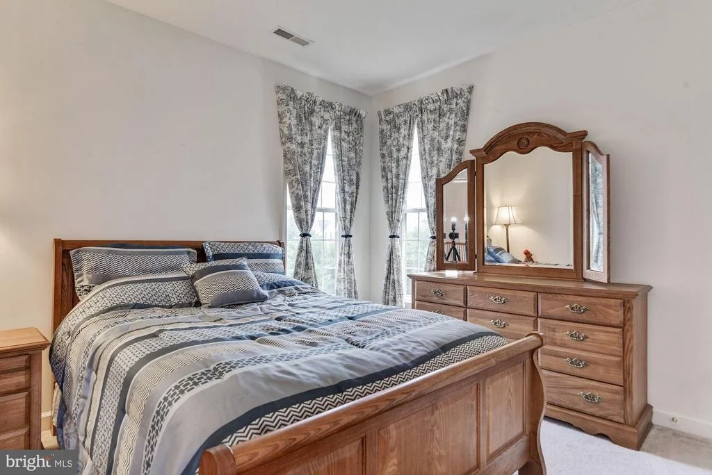 Photo of 1801 KINGS FOREST TRAIL