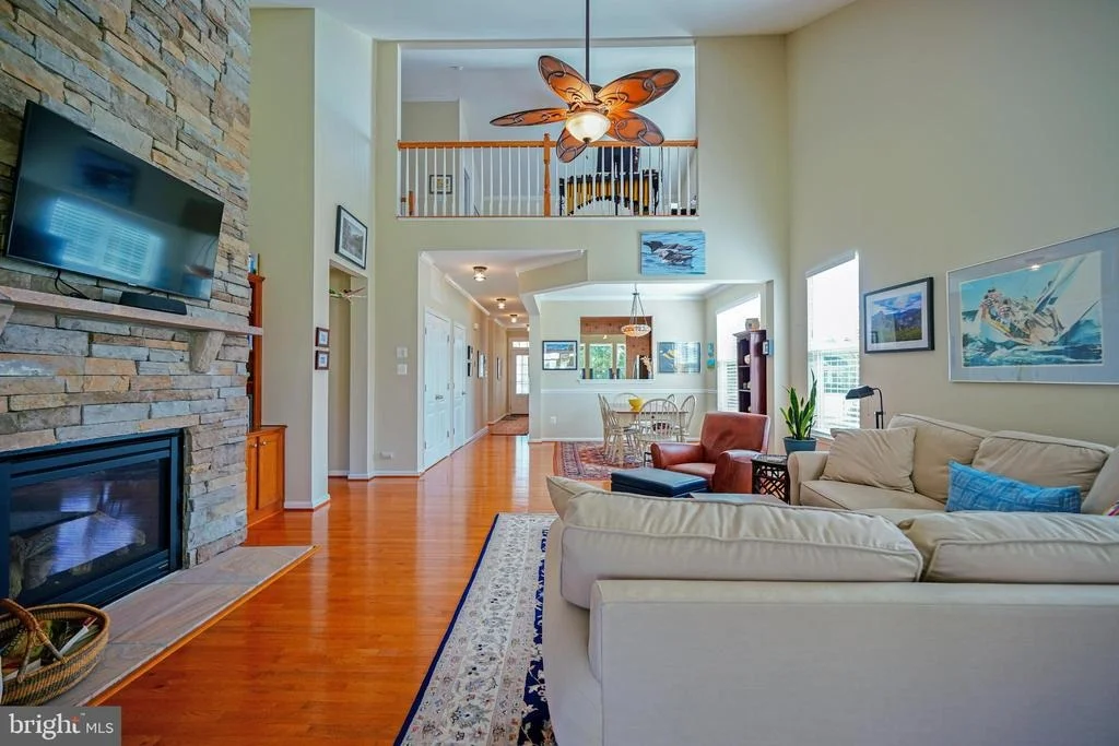 Photo of 15219 ROSEMOUNT LANE