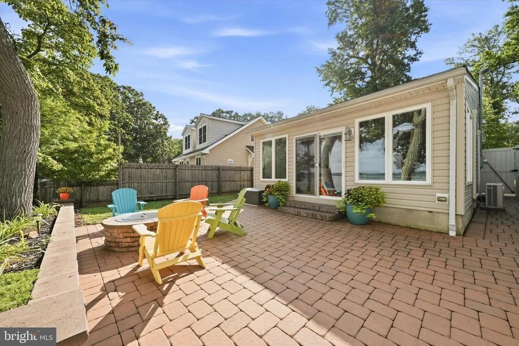 Photo of 125 ELKSIDE ROAD