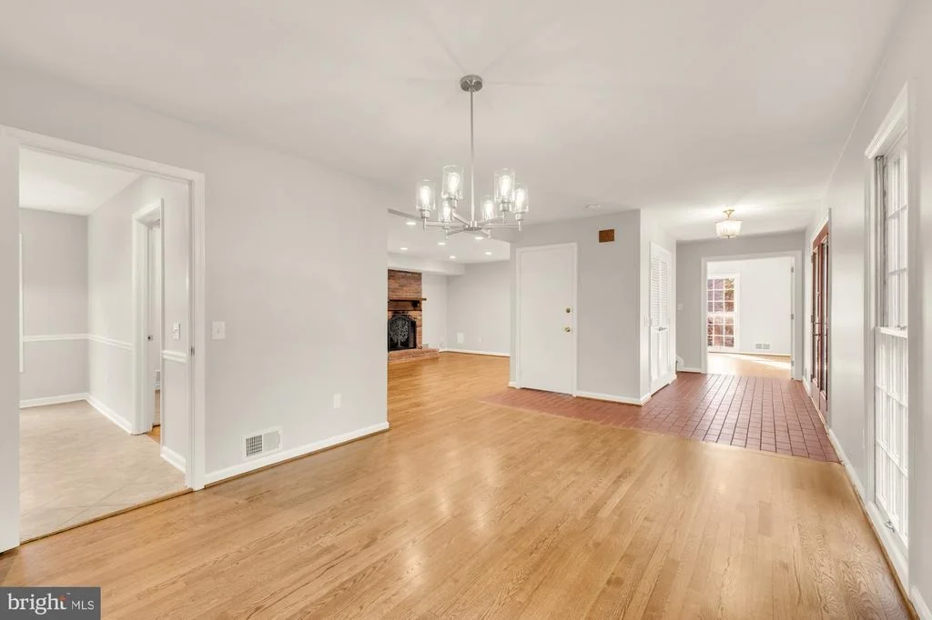 Photo of 8705 BELLS MILL ROAD