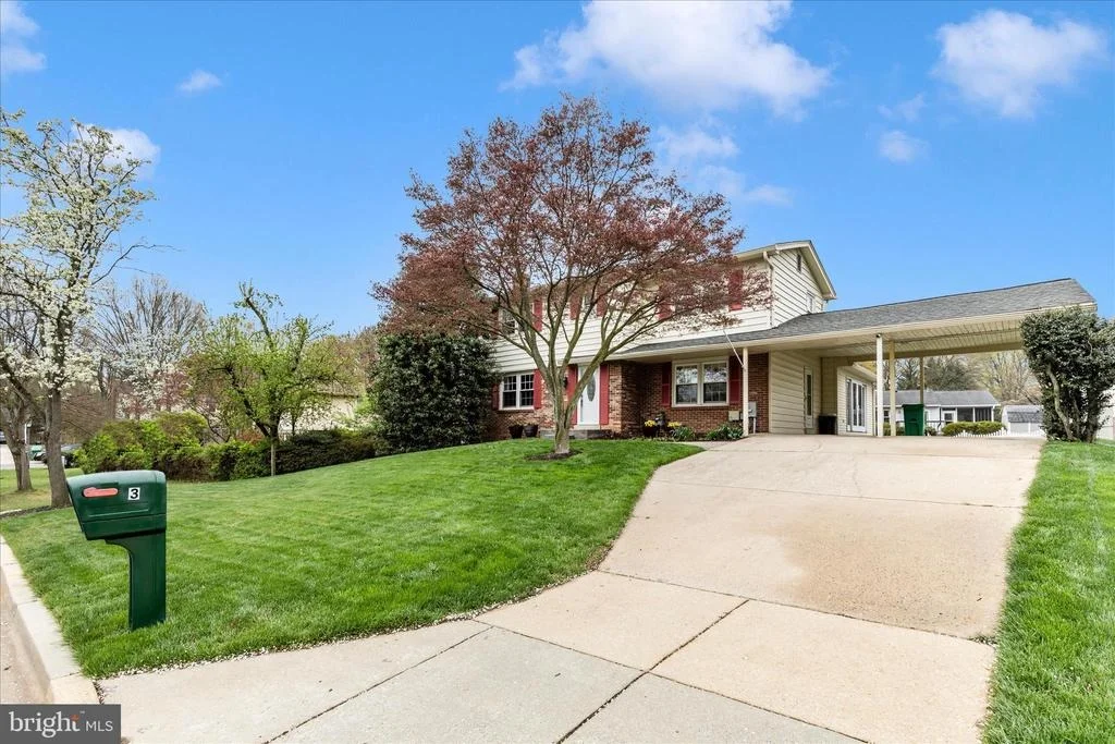 Photo of 3 PAVILION DRIVE