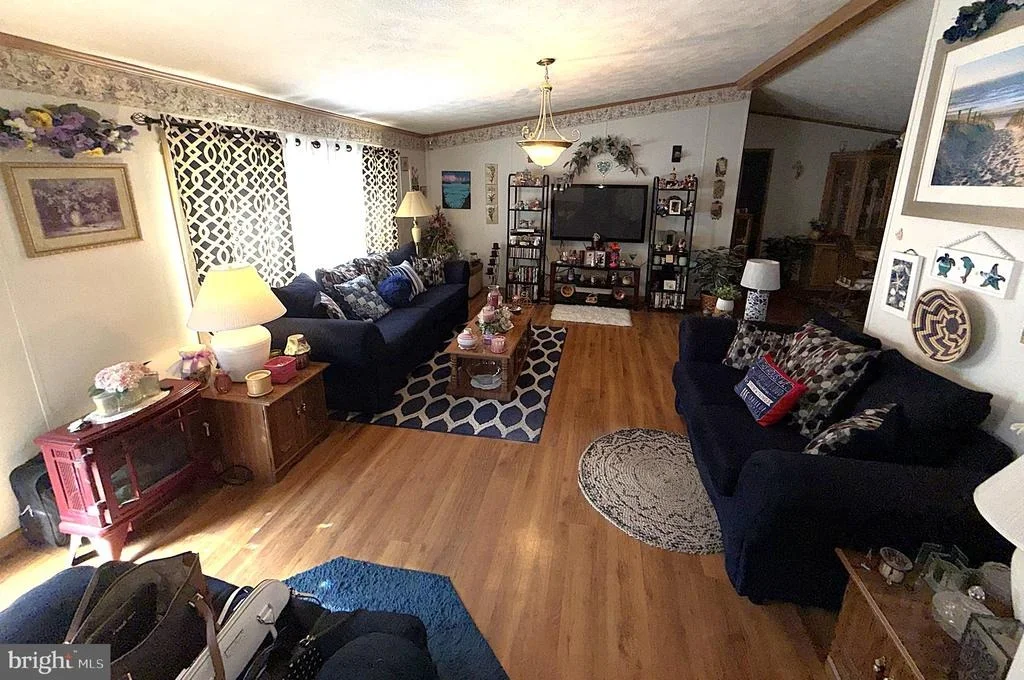 Photo of 8007 FAIR BREEZE DRIVE