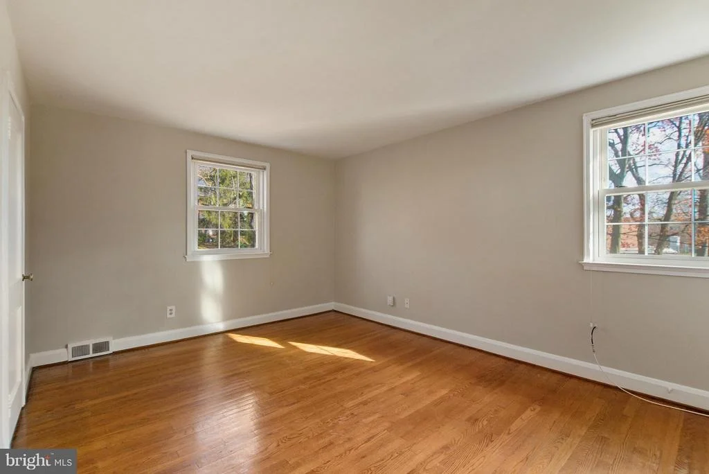 Photo of 3900 DEEPWOOD ROAD