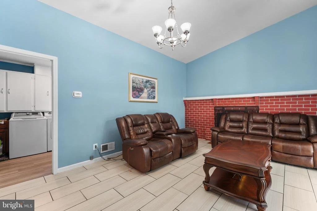 Photo of 11309 CLARA STREET