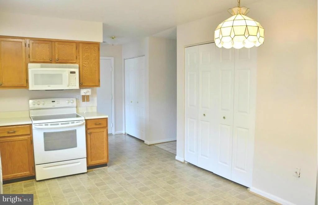 Photo of 837 COXSWAIN WAY