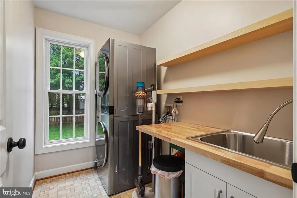 Photo of 42855 CHATELAIN CIRCLE