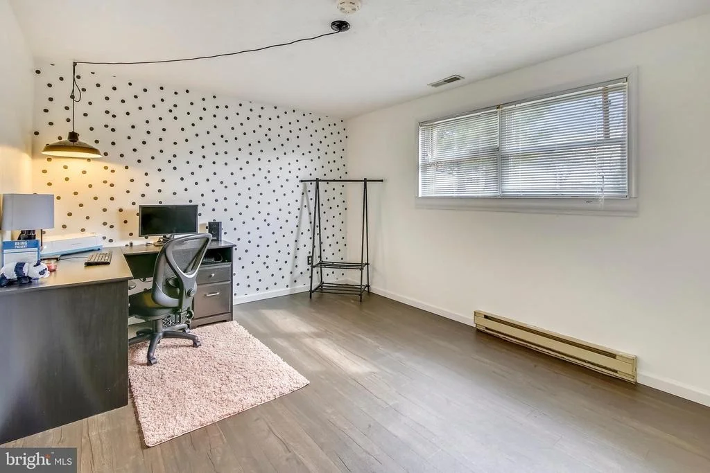 Photo of 19510 THOMAS DRIVE