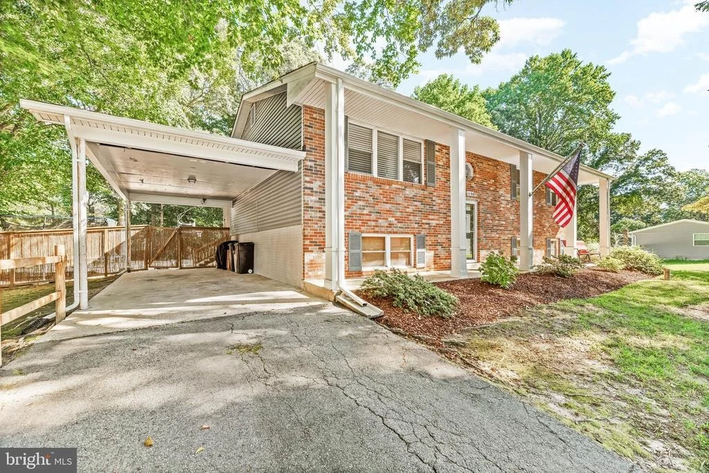 Photo of 1146 CALVERT BEACH ROAD