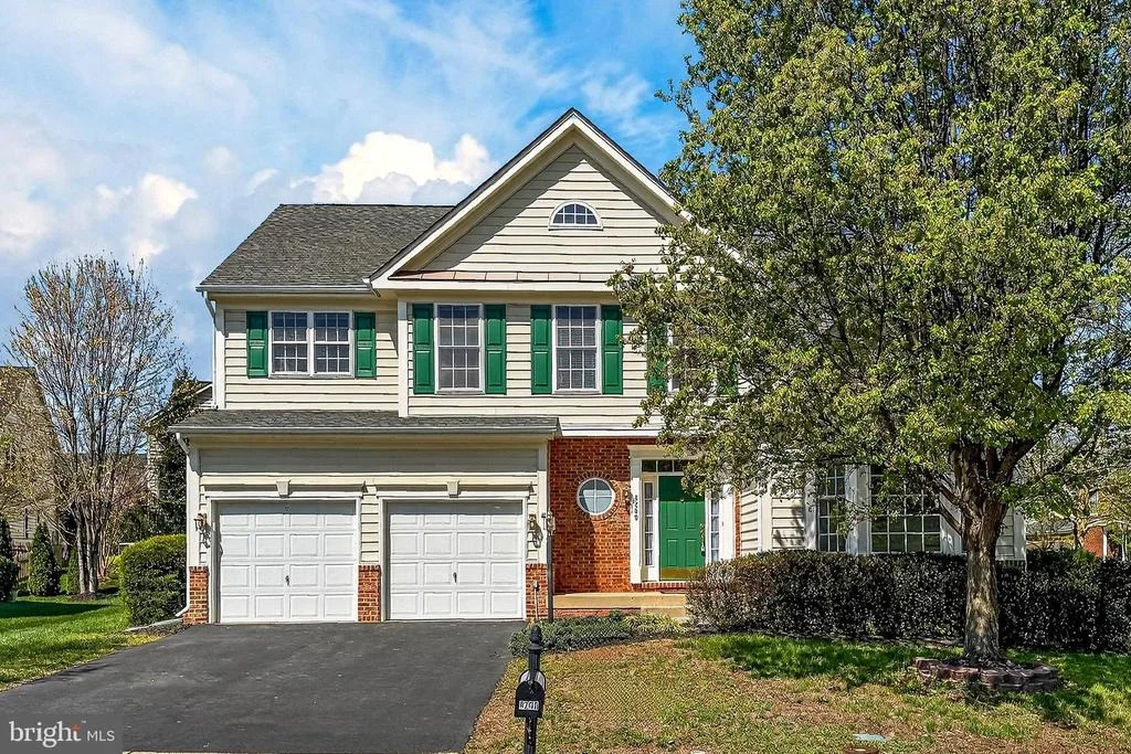 Photo of 8200 KERFOOT DRIVE