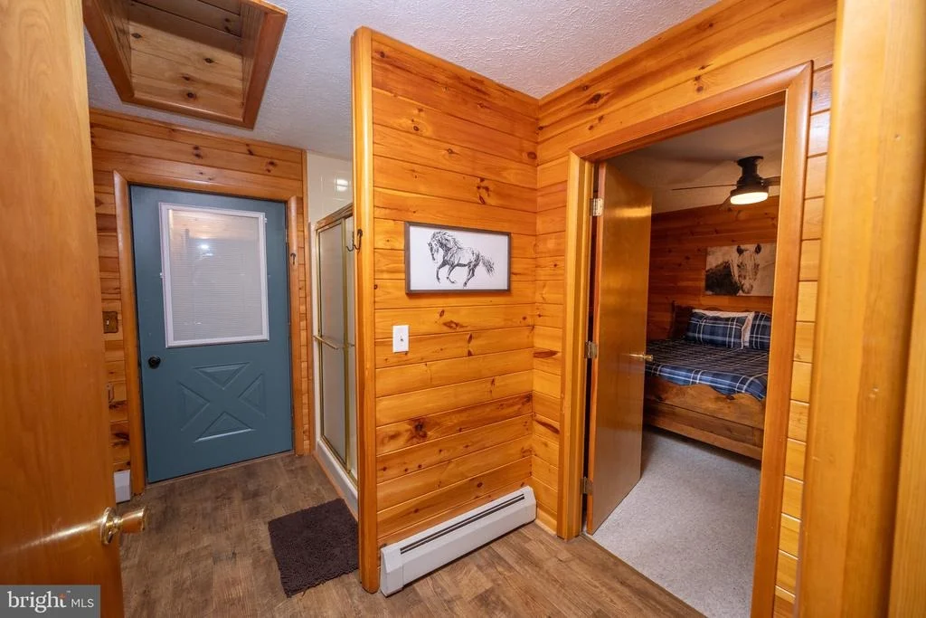 Photo of 526 GLEANINGS DRIVE