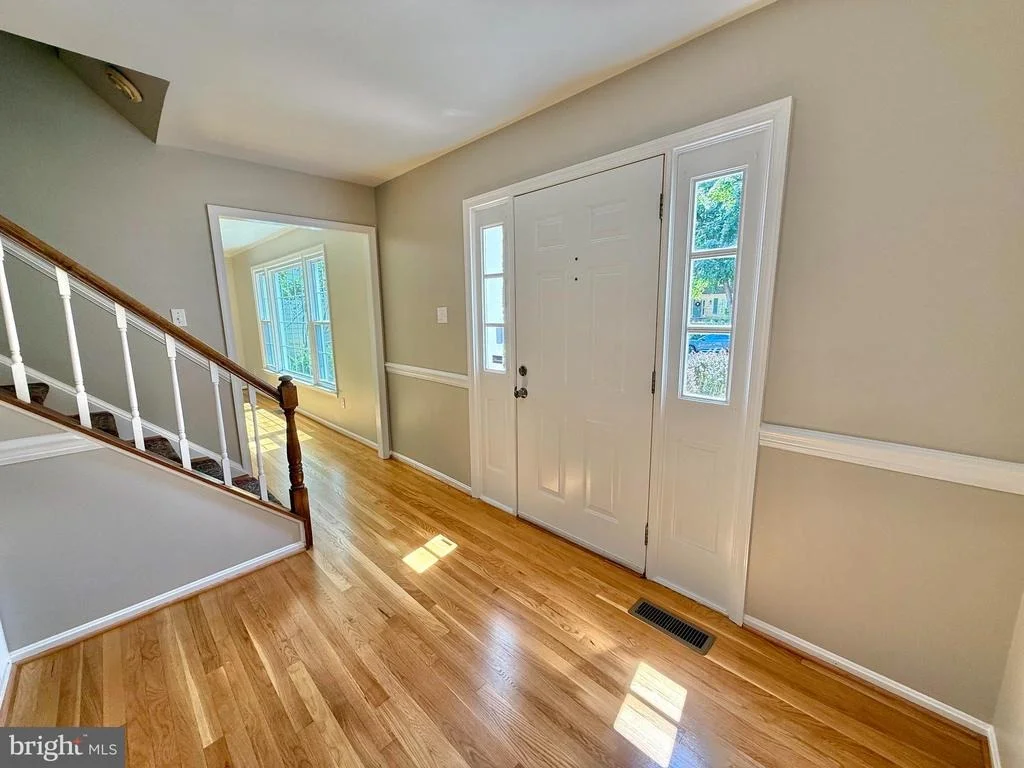 Photo of 9714 CHURCH WAY