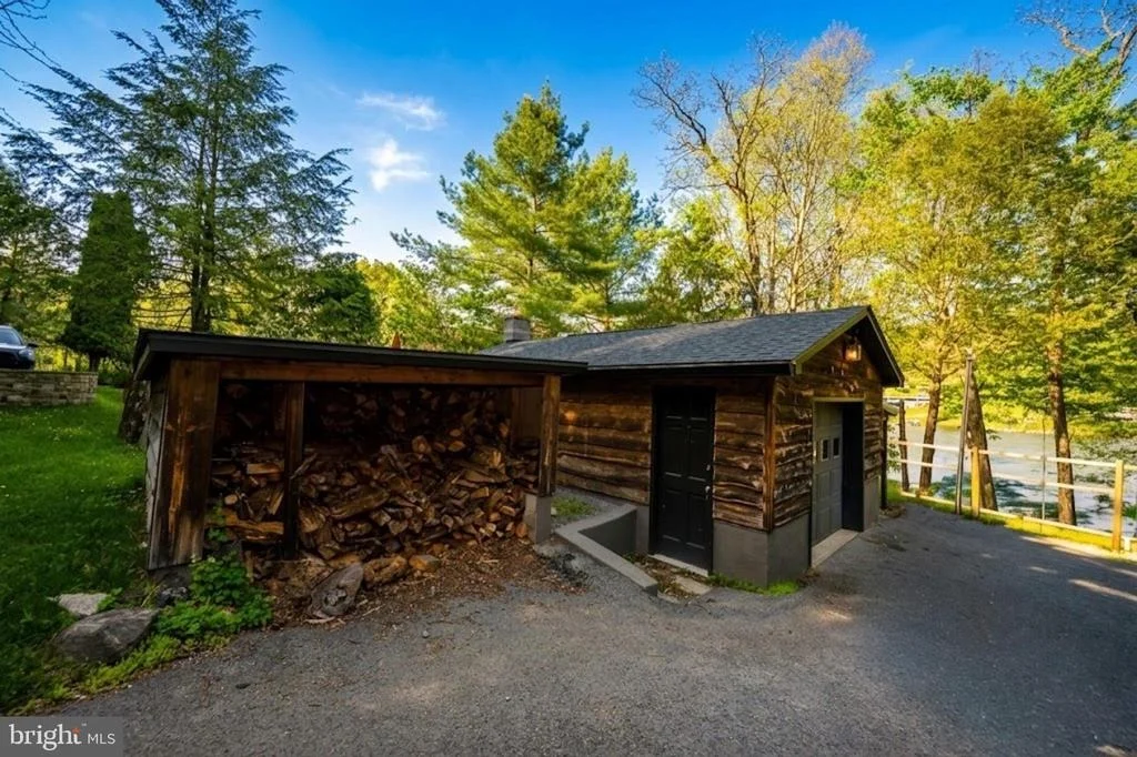Photo of 1475 MARSH HILL ROAD