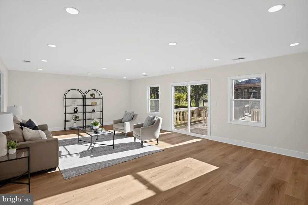 Photo of 6740 SUMERDUCK ROAD