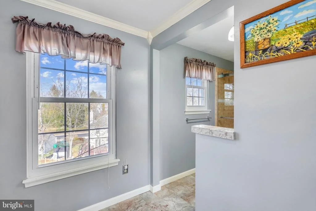 Photo of 915 POINTER RIDGE DRIVE