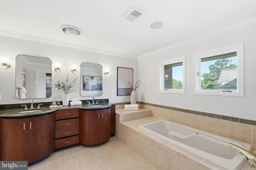 Photo of 6505 RIVER ROAD