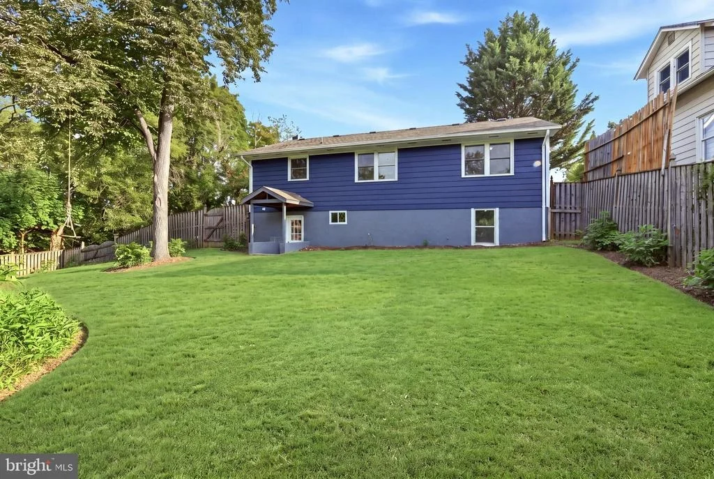Photo of 124 DINKLE DRIVE