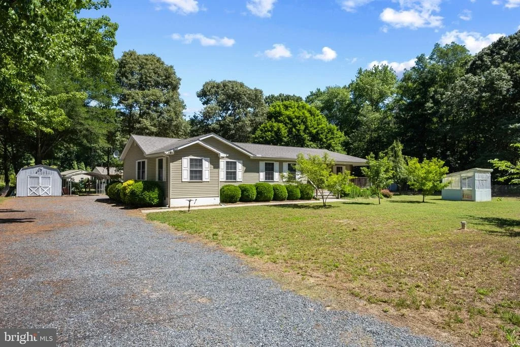 Photo of 23116 GILPIN POINT ROAD