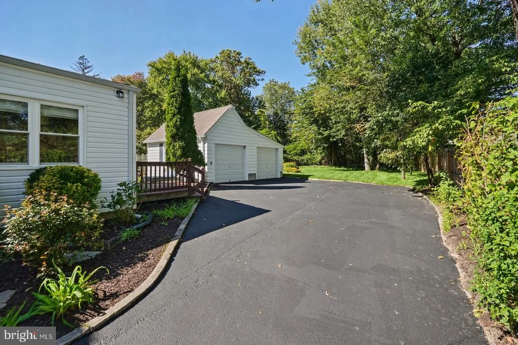Photo of 206 PARK DRIVE